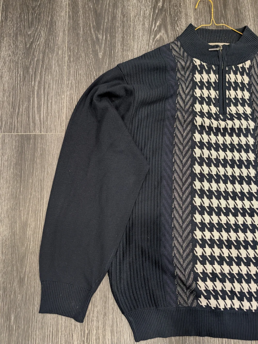 Stacy Adams Men's Navy Houndstooth Quarter-Zip Sweater